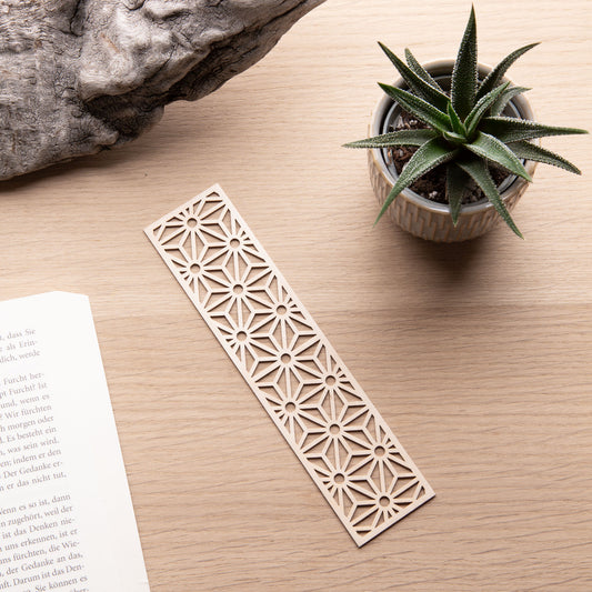Lesezeichen aus Holz - 'Kumiko'
