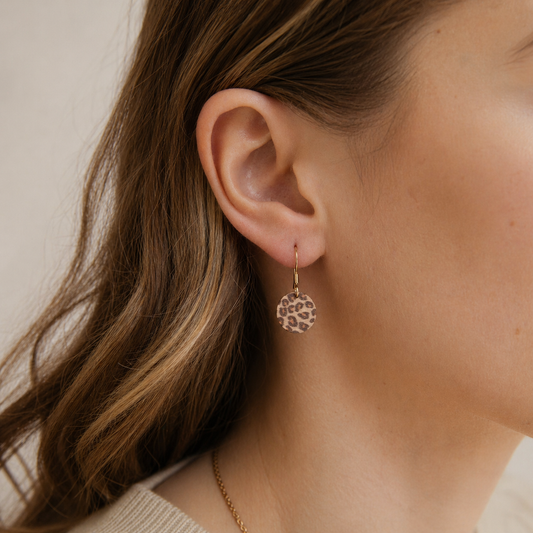 Leo Dot – Leichte Statement Ohrringe