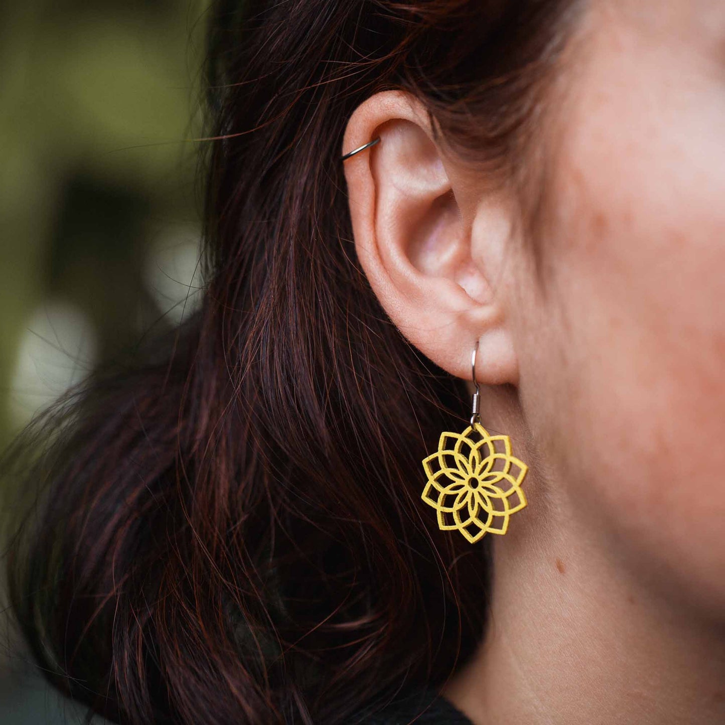 Ohrringe aus Holz - Mandala